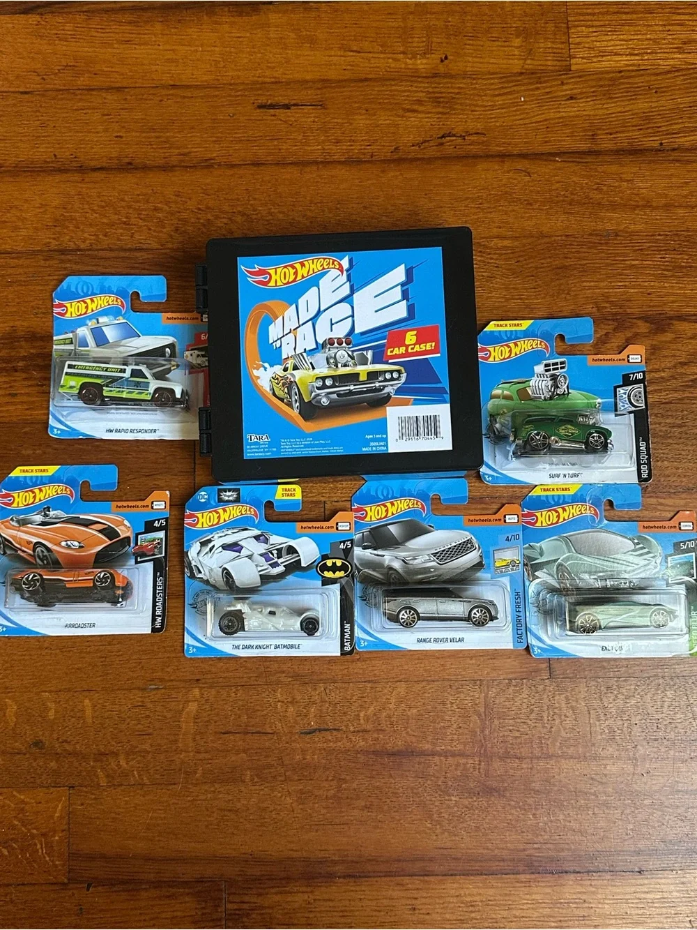 Hot Wheels 6 Car Case with 6 Hot wheel Cars Lot New